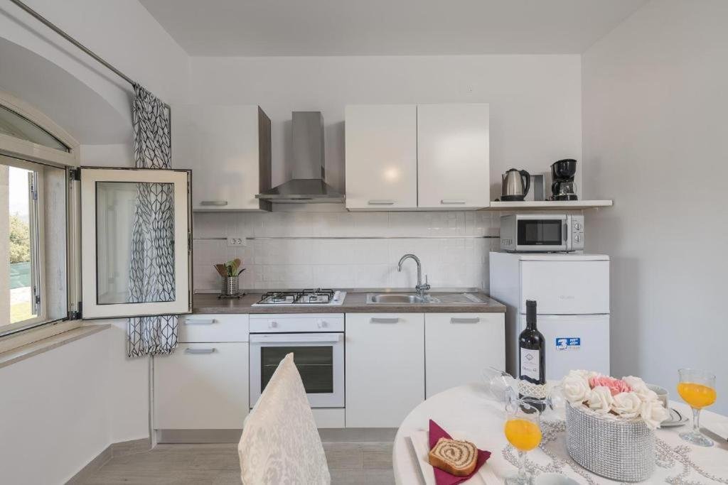 Deluxe Apartment with Balcony – main